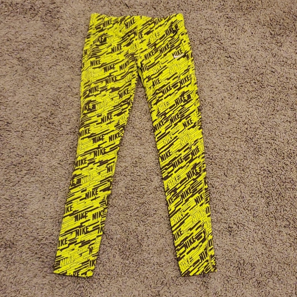 Nike leggings